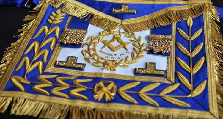 Masonic apron